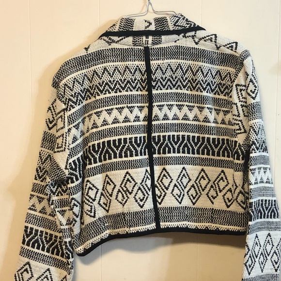 Western/Southwest Style Jacket - Picture 2 of 5